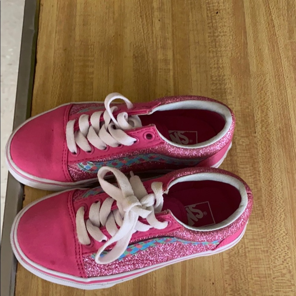 Toddlers vans